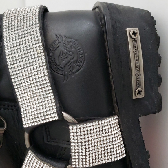 Milwaukee tall leather lace-up harness boots with bling - Picture 6 of 16